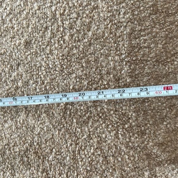 Gap Cozy Boucle Turtleneck Sweater, chunky, XS, tan, 25% merino wool, NWOT - Picture 12 of 12